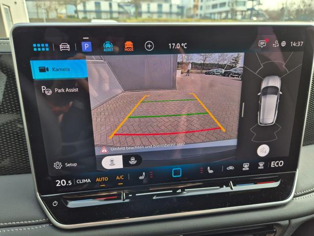 Volkswagen Tiguan Life 1,5 l eHybrid OPF 204PS DSG Design Paket "Dark" LED-Plus-Scheinw. elektr. Heckklappe Sitzheizung v+h Lenkradheizung Frontscheibe beheizb. R&uuml;ckf.Kamera Klimaautomatik VW-Radio Bluetooth wireless Apple CarPlay + Android Auto PDC ACC 2xKeyl 