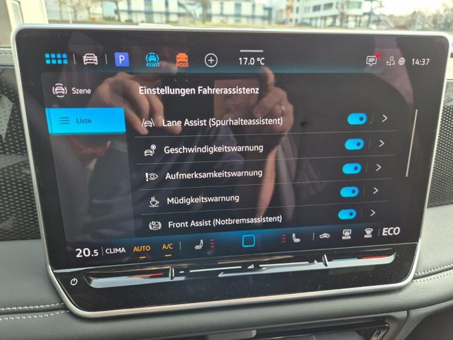 Volkswagen Tiguan Life 1,5 l eHybrid OPF 204PS DSG Design Paket "Dark" LED-Plus-Scheinw. elektr. Heckklappe Sitzheizung v+h Lenkradheizung Frontscheibe beheizb. R&uuml;ckf.Kamera Klimaautomatik VW-Radio Bluetooth wireless Apple CarPlay + Android Auto PDC ACC 2xKeyl 