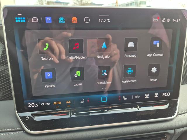 Volkswagen Tiguan Life 1,5 l eHybrid OPF 204PS DSG Design Paket "Dark" LED-Plus-Scheinw. elektr. Heckklappe Sitzheizung v+h Lenkradheizung Frontscheibe beheizb. R&uuml;ckf.Kamera Klimaautomatik VW-Radio Bluetooth wireless Apple CarPlay + Android Auto PDC ACC 2xKeyl 