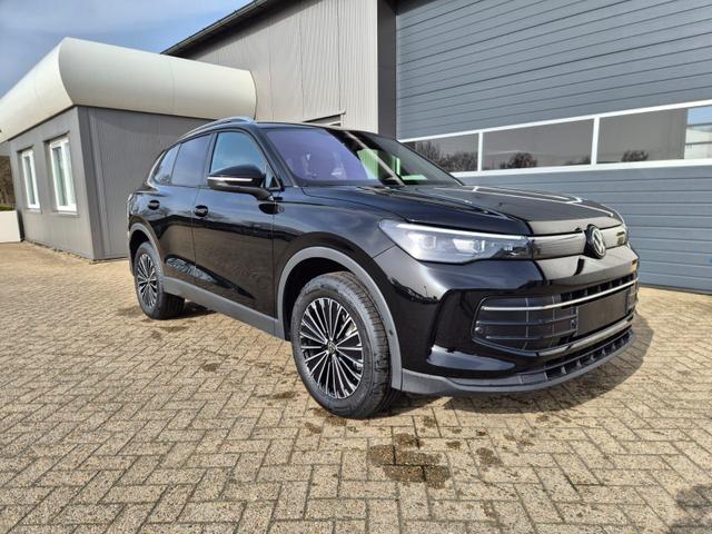 Volkswagen Tiguan Life 1,5 l eHybrid OPF 204PS DSG Design Paket "Dark" LED-Plus-Scheinw. elektr. Heckklappe Sitzheizung v+h Lenkradheizung Frontscheibe beheizb. R&uuml;ckf.Kamera Klimaautomatik VW-Radio Bluetooth wireless Apple CarPlay + Android Auto PDC ACC 2xKeyl 