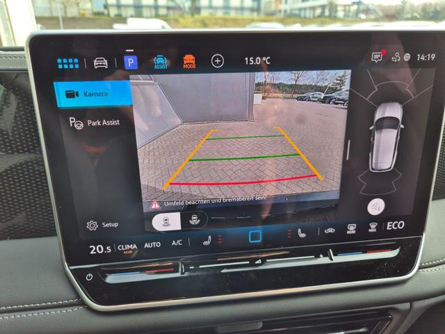 Volkswagen Tiguan Life 1,5 l eHybrid OPF 204PS DSG Design Paket "Dark" LED-Plus-Scheinw. elektr. Heckklappe Sitzheizung v+h Lenkradheizung Frontscheibe beheizb. R&uuml;ckf.Kamera Klimaautomatik VW-Radio Bluetooth wireless Apple CarPlay + Android Auto PDC ACC 2xKeyl 