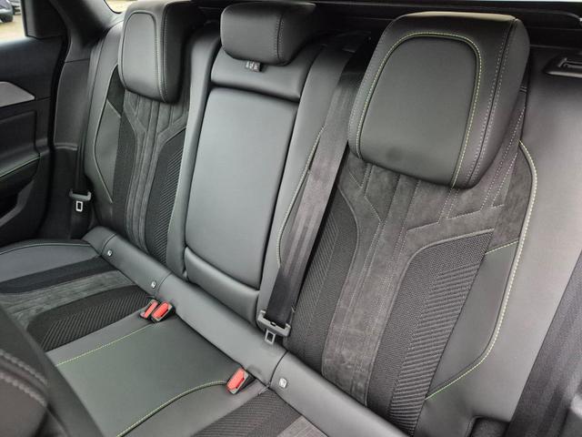 Peugeot 308 SW GT Exclusive 1.2 Hybrid 145PS Automatik Matrix-LED elektr. PanoDach Heckklappe Sitzheizung Lenkradheizung Navi 10" HD-Touchscreen wireless Apple CarPlay + Android Auto FOCAL-System 2x Keyless ACC 4x Kamera PDC v+h 18"LM 