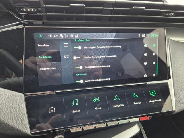 Peugeot 308 SW GT Exclusive 1.2 Hybrid 145PS Automatik Matrix-LED elektr. PanoDach Heckklappe Sitzheizung Lenkradheizung Navi 10" HD-Touchscreen wireless Apple CarPlay + Android Auto FOCAL-System 2x Keyless ACC 4x Kamera PDC v+h 18"LM 