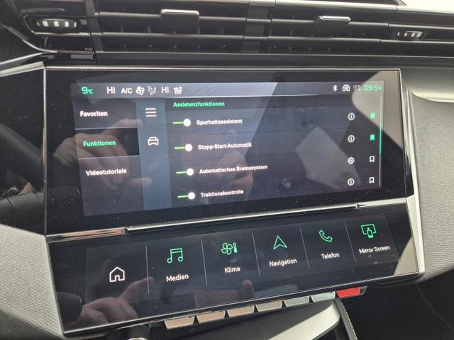 Peugeot 308 SW GT Exclusive 1.2 Hybrid 145PS Automatik Matrix-LED elektr. PanoDach Heckklappe Sitzheizung Lenkradheizung Navi 10" HD-Touchscreen wireless Apple CarPlay + Android Auto FOCAL-System 2x Keyless ACC 4x Kamera PDC v+h 18"LM 