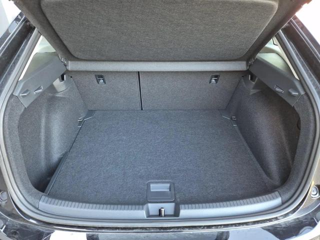 Volkswagen Taigo 1.0 TSI 116PS DSG Life LED-Matrix-Scheinwerfer Klimaautomatik Sitzheizung PDC R&uuml;ckf.Kamera 17-LM abged.Scheiben 2xKeyless DAB+ Bluetooth Touchscreen Apple CarPlay Android Auto 