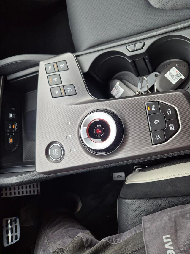 Kia Sportage 1.6 T-GDi 180PS 4x4 AWD Automatik GT-Line NEUES MODELL MY26 FACELIFT Teil-Leder 19"LM Sitzheizung v+h Lenkradheizung Klimaautomatik ACC Navi Bluetooth Touchscreen Apple CarPlay Android Auto PDC R&uuml;ckf.Kamera 2x Keyless 