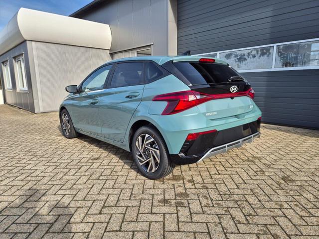 Hyundai i20 - 1.0 T-GDI 90PS Trend Automatik 5-t&uuml;rig Klimaautomatik Sitzheizung Lenkradheizung R&uuml;ckf.Kamera PDC Apple CarPlay Android Auto Tempomat Touchscreen 16"LM