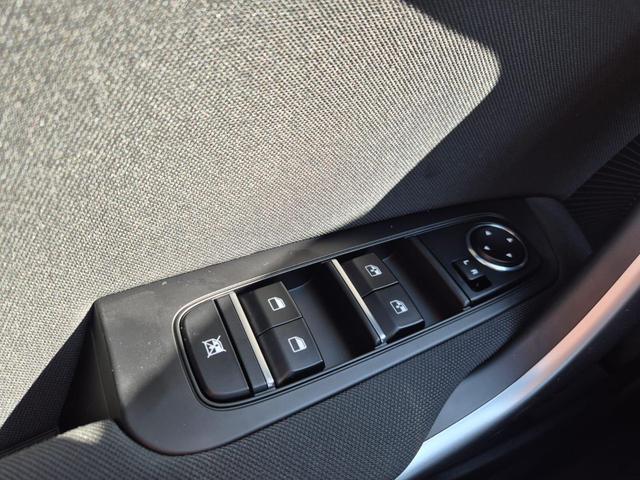 Kia XCeed 1.6 T-GDi 150PS Automatik Klimaautomatik Sitzheizung Lenkradheizung Navi PDC R&uuml;ckf.Kamera abged.Scheiben Apple CarPlay Android Auto 