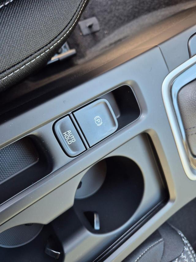 Kia XCeed 1.6 T-GDi 150PS Automatik Klimaautomatik Sitzheizung Lenkradheizung Navi PDC R&uuml;ckf.Kamera abged.Scheiben Apple CarPlay Android Auto 