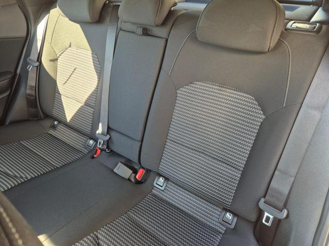 Kia XCeed 1.6 T-GDi 150PS Automatik Klimaautomatik Sitzheizung Lenkradheizung Navi PDC R&uuml;ckf.Kamera abged.Scheiben Apple CarPlay Android Auto 