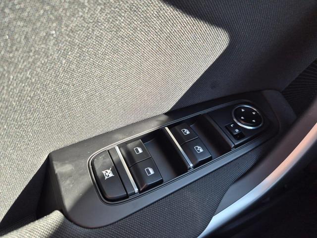 Kia XCeed 1.6 T-GDi 150PS Automatik Klimaautomatik Sitzheizung Lenkradheizung Navi PDC R&uuml;ckf.Kamera abged.Scheiben Apple CarPlay Android Auto 