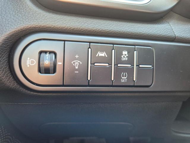 Kia XCeed 1.6 T-GDi 150PS Automatik Klimaautomatik Sitzheizung Lenkradheizung Navi PDC R&uuml;ckf.Kamera abged.Scheiben Apple CarPlay Android Auto 