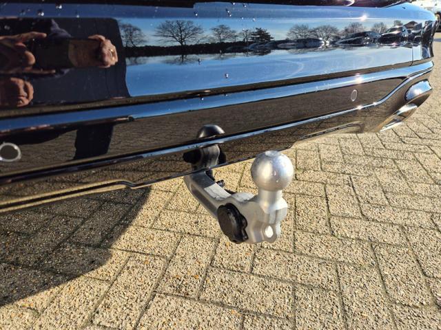 Ford Kuga ST-Line X 243PS PHEV Automatik Matrix-LED schwenkb. AHK elektr. PanoDach Sitzheizung v+h Lenkradheizung Frontscheibe beheizb. Navi SYNC4 Apple CarPlay Android Auto Touchscreen PDC 4xKamera 2xKeyless B+O Sound 19"LM vollelektr. Reichweite 65KM 