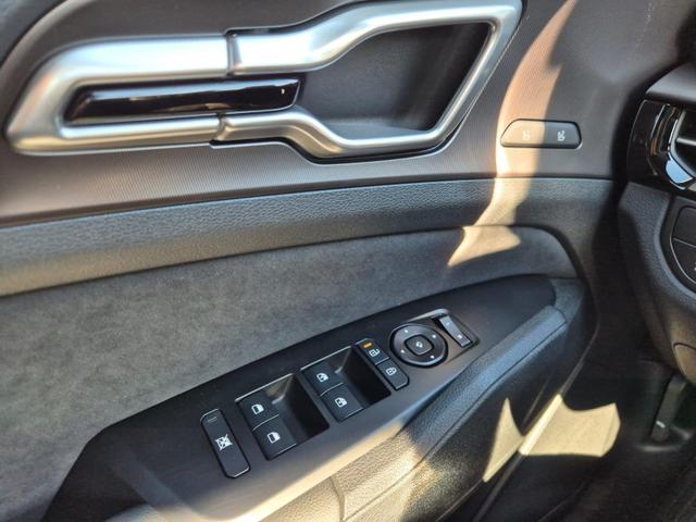 Kia Sportage 1.6 T-GDi 180PS 4x4 AWD Automatik GT-Line NEUES MODELL MY26 FACELIFT Teil-Leder 19"LM Sitzheizung v+h Lenkradheizung Klimaautomatik ACC Navi Bluetooth Touchscreen Apple CarPlay Android Auto PDC R&uuml;ckf.Kamera 2x Keyless 