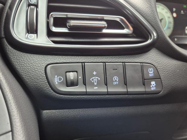 Hyundai i30 Kombi 1.6 T-GDI 150PS Automatik N-Line MY2026 Sitzheizung Lenkradheizung Klimaautomatik Navi 10,3"-Touchscreen Bluelink Apple CarPlay + Android Auto PDC v+h R&uuml;ckf.Kamera 18-LM 