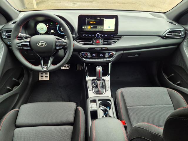 Hyundai i30 Kombi 1.6 T-GDI 150PS Automatik N-Line MY2026 Sitzheizung Lenkradheizung Klimaautomatik Navi 10,3"-Touchscreen Bluelink Apple CarPlay + Android Auto PDC v+h R&uuml;ckf.Kamera 18-LM 