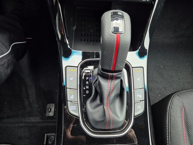 Hyundai i30 Kombi 1.6 T-GDI 150PS Automatik N-Line MY2026 Sitzheizung Lenkradheizung Klimaautomatik Navi 10,3"-Touchscreen Bluelink Apple CarPlay + Android Auto PDC v+h R&uuml;ckf.Kamera 18-LM 