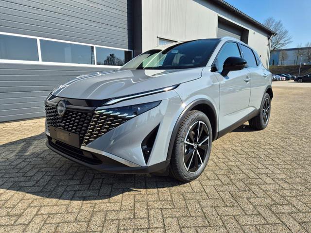 Nissan Qashqai - 1.3 DIG-T MHEV 158 PS X-Tronic Tekna Voll-Leder Klimaautomatik PanoGlasdach Sitzheizung Lenkradheizung Navi Head-Up Display elektr. Heckklappe ACC PDC v+h 360&deg;Kamera DAB Bluetooth Touchscreen Apple CarPlay Android Auto 19"LM