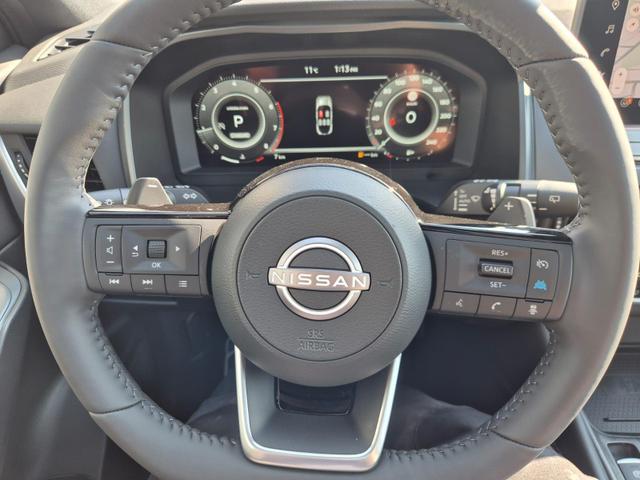 Nissan Qashqai 1.3 DIG-T MHEV 158 PS X-Tronic Tekna Voll-Leder Klimaautomatik PanoGlasdach Sitzheizung Lenkradheizung Navi Head-Up Display elektr. Heckklappe ACC PDC v+h 360&deg;Kamera DAB Bluetooth Touchscreen Apple CarPlay Android Auto 19"LM 