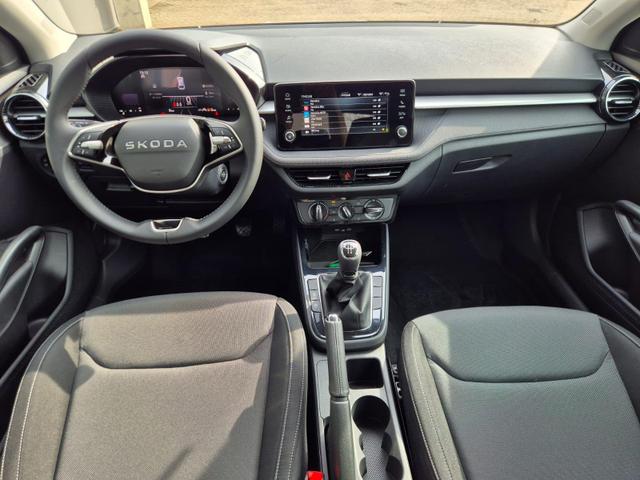 Skoda Fabia 1.0 TSI 95PS Selection 5-t&uuml;rig R&uuml;ckf.Kamera Parksensoren Sitzheizung Multifunktionslenkrad Klima Skoda-Radio Bluetooth Touchscreen Tempomat Nebelsch. Apple CarPlay + Android Auto 