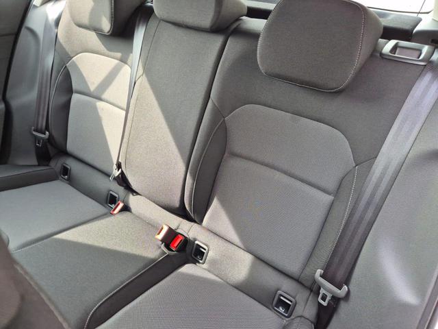 Skoda Fabia 1.0 TSI 95PS Selection 5-t&uuml;rig R&uuml;ckf.Kamera Parksensoren Sitzheizung Multifunktionslenkrad Klima Skoda-Radio Bluetooth Touchscreen Tempomat Nebelsch. Apple CarPlay + Android Auto 