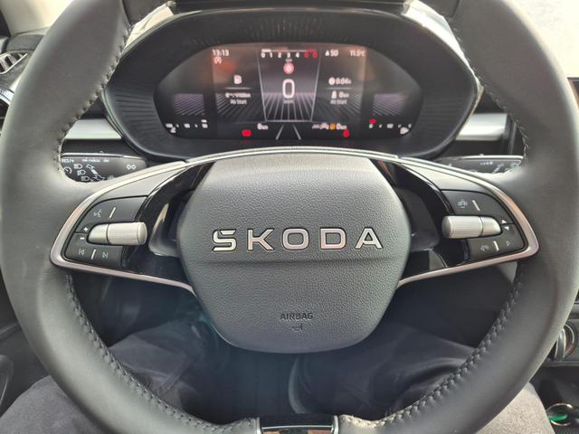 Skoda Fabia 1.0 TSI 95PS Selection 5-t&uuml;rig R&uuml;ckf.Kamera Parksensoren Sitzheizung Multifunktionslenkrad Klima Skoda-Radio Bluetooth Touchscreen Tempomat Nebelsch. Apple CarPlay + Android Auto 