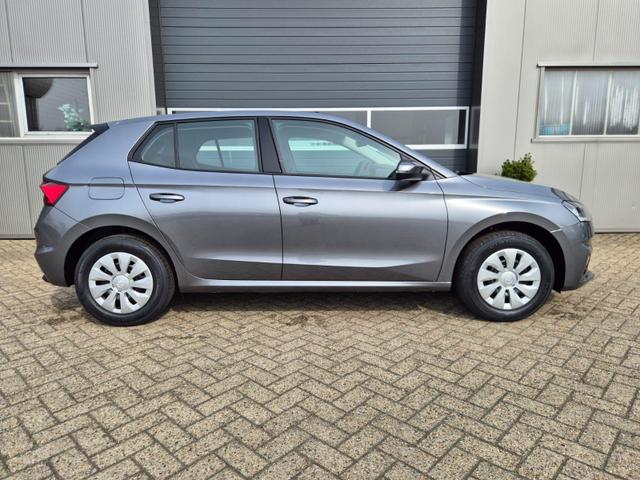 Skoda Fabia 1.0 TSI 95PS Selection 5-t&uuml;rig R&uuml;ckf.Kamera Parksensoren Sitzheizung Multifunktionslenkrad Klima Skoda-Radio Bluetooth Touchscreen Tempomat Nebelsch. Apple CarPlay + Android Auto 