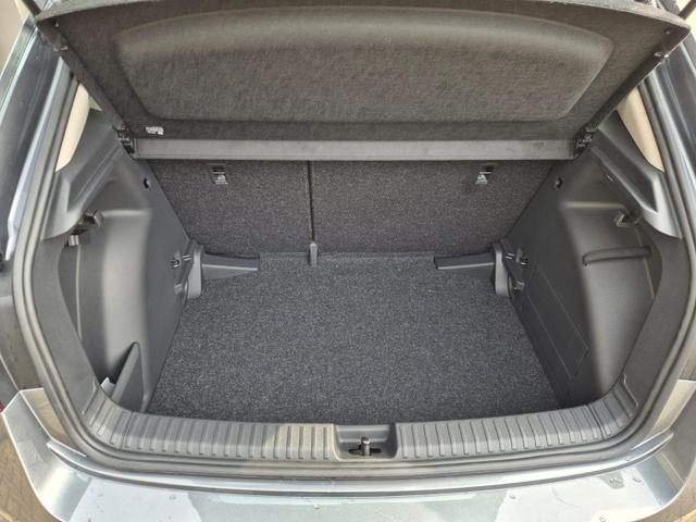 Skoda Fabia 1.0 TSI 95PS Selection 5-t&uuml;rig R&uuml;ckf.Kamera Parksensoren Sitzheizung Multifunktionslenkrad Klima Skoda-Radio Bluetooth Touchscreen Tempomat Nebelsch. Apple CarPlay + Android Auto 