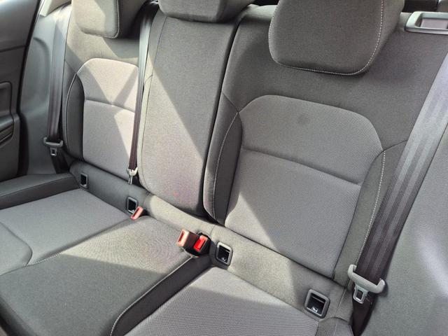 Skoda Fabia 1.0 TSI 95PS Selection 5-t&uuml;rig R&uuml;ckf.Kamera Parksensoren Sitzheizung Multifunktionslenkrad Klima Skoda-Radio Bluetooth Touchscreen Tempomat Nebelsch. Apple CarPlay + Android Auto 