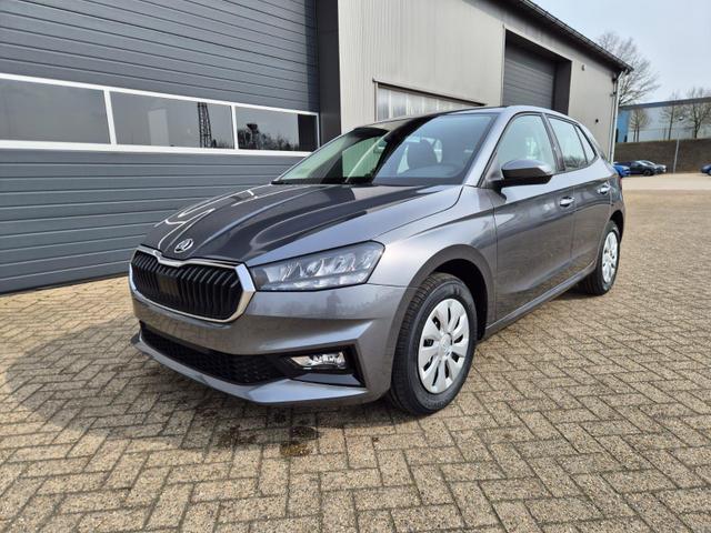 Skoda Fabia - 1.0 TSI 95PS Selection 5-t&uuml;rig R&uuml;ckf.Kamera Parksensoren Sitzheizung Multifunktionslenkrad Klima Skoda-Radio Bluetooth Touchscreen Tempomat Nebelsch. Apple CarPlay + Android Auto