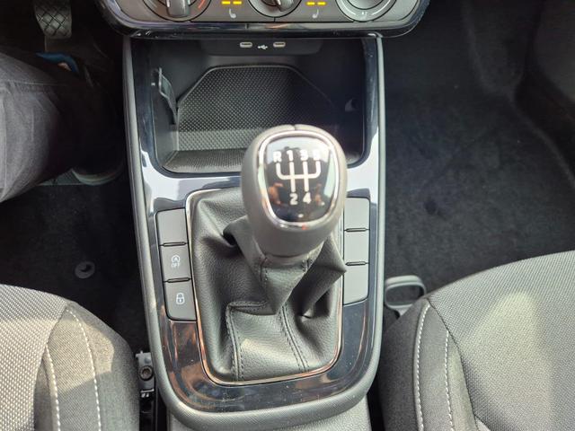 Skoda Fabia 1.0 TSI 95PS Selection 5-t&uuml;rig R&uuml;ckf.Kamera Parksensoren Sitzheizung Multifunktionslenkrad Klima Skoda-Radio Bluetooth Touchscreen Tempomat Nebelsch. Apple CarPlay + Android Auto 