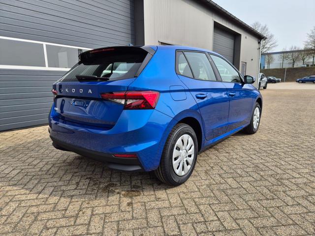 Skoda Fabia 1.0 TSI 95PS Selection 5-t&uuml;rig R&uuml;ckf.Kamera Parksensoren Sitzheizung Multifunktionslenkrad Klima Skoda-Radio Bluetooth Touchscreen Tempomat Nebelsch. Apple CarPlay + Android Auto 