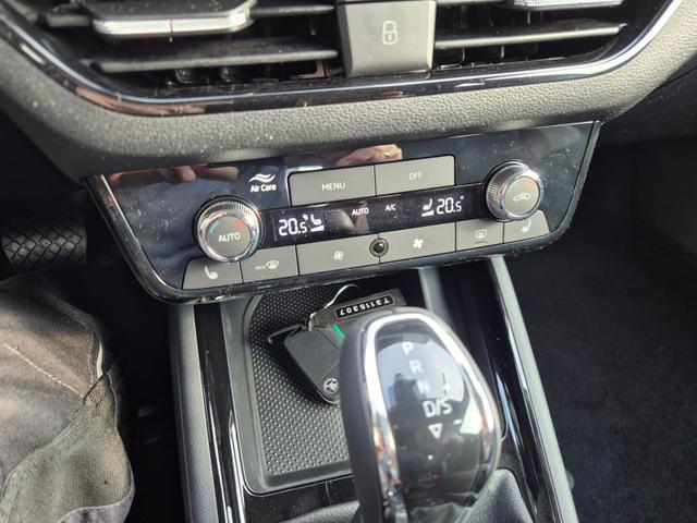 Skoda Kamiq 1.0 TSI 115PS DSG Selection R&uuml;ckf.Kamera PDC v+h Sitzheizung Klimaautomatik Skoda-Radio Apple CarPlay + Android Auto Tempomat Garantieverl&auml;ngerung 16"LM 