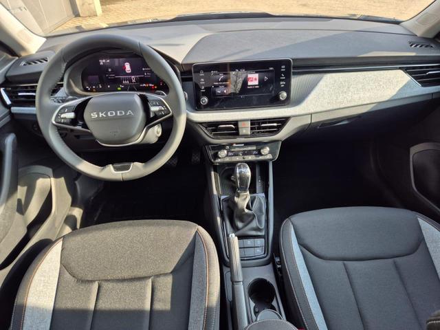 Skoda Kamiq 1.0 TSI 115PS DSG Selection AHK R&uuml;ckf.Kamera PDC v+h Sitzheizung Klimaautomatik Skoda-Radio Apple CarPlay + Android Auto Tempomat Garantieverl&auml;ngerung 16"LM 