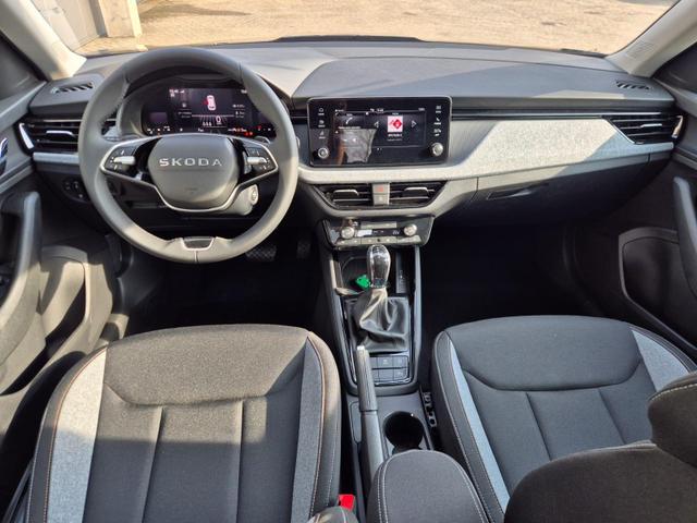 Skoda Kamiq 1.0 TSI 115PS DSG Selection AHK R&uuml;ckf.Kamera PDC v+h Sitzheizung Klimaautomatik Skoda-Radio Apple CarPlay + Android Auto Tempomat Garantieverl&auml;ngerung 16"LM 