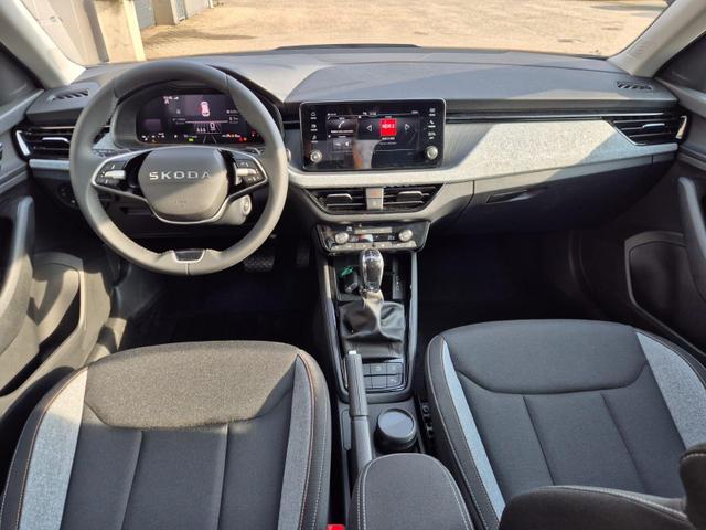 Skoda Kamiq 1.0 TSI 115PS DSG Selection AHK R&uuml;ckf.Kamera PDC v+h Sitzheizung Klimaautomatik Skoda-Radio Apple CarPlay + Android Auto Tempomat Garantieverl&auml;ngerung 16"LM 