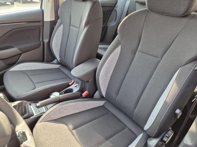 Skoda Kamiq 1.0 TSI 115PS DSG Selection AHK R&uuml;ckf.Kamera PDC v+h Sitzheizung Klimaautomatik Skoda-Radio Apple CarPlay + Android Auto Tempomat Garantieverl&auml;ngerung 16"LM 