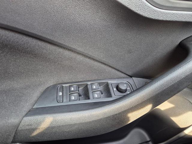 Skoda Kamiq 1.0 TSI 115PS DSG Selection AHK R&uuml;ckf.Kamera PDC v+h Sitzheizung Klimaautomatik Skoda-Radio Apple CarPlay + Android Auto Tempomat Garantieverl&auml;ngerung 16"LM 