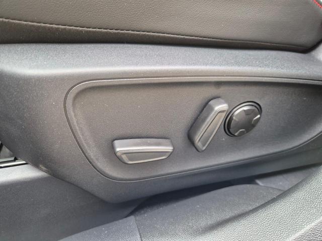 Ford Kuga ST-Line X 243PS PHEV Automatik schwenkb. AHK Sitzheizung v+h Lenkradheizung Frontscheibe beheizb. Klimaauomatik Navi SYNC4 Apple CarPlay Android Auto Touchscreen PDC 4xKamera 2xKeyless B+O Sound 18"LM vollelektr. Reichweite 67KM 