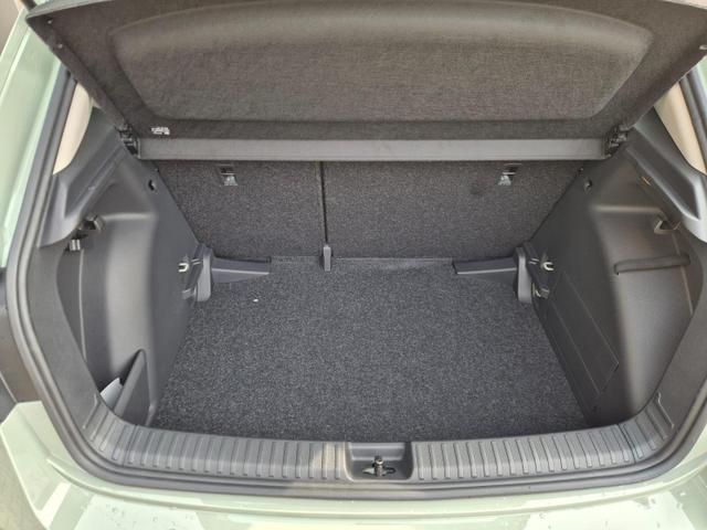 Skoda Fabia 1.0 TSI 95PS Selection 5-t&uuml;rig R&uuml;ckf.Kamera Parksensoren Sitzheizung Multifunktionslenkrad Klima Skoda-Radio Bluetooth Touchscreen Tempomat Nebelsch. Apple CarPlay + Android Auto 