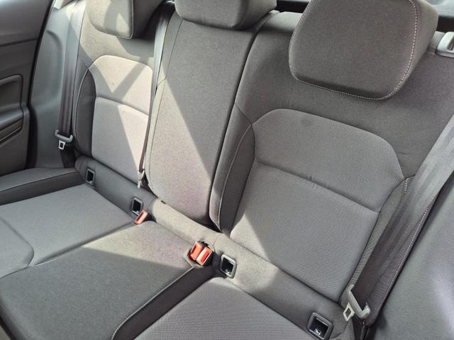 Skoda Fabia 1.0 TSI 95PS Selection 5-t&uuml;rig R&uuml;ckf.Kamera Parksensoren Sitzheizung Multifunktionslenkrad Klima Skoda-Radio Bluetooth Touchscreen Tempomat Nebelsch. Apple CarPlay + Android Auto 