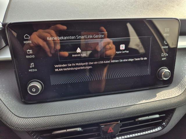 Skoda Fabia 1.0 TSI 95PS Selection 5-t&uuml;rig R&uuml;ckf.Kamera Parksensoren Sitzheizung Multifunktionslenkrad Klima Skoda-Radio Bluetooth Touchscreen Tempomat Nebelsch. Apple CarPlay + Android Auto 