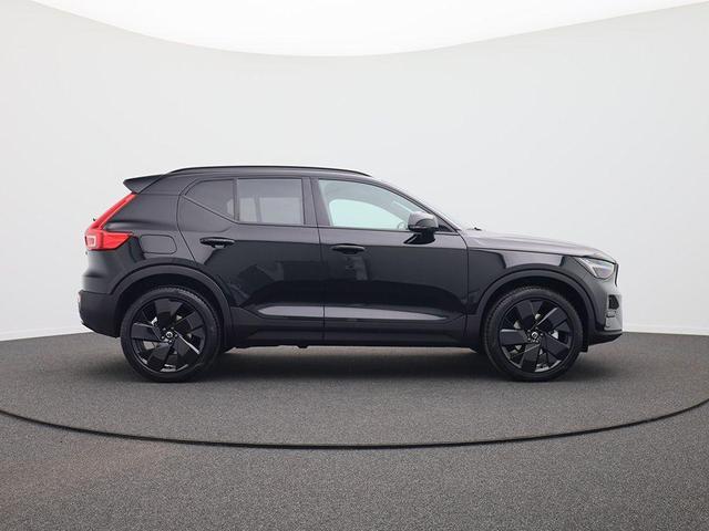 Volvo XC40 2.0 Black Edition Plus B4 Mild-Hybrid 197PS Automatik elektr. PanoDach R&uuml;ckf.Kamera PDC v+h ACC el.Heckklappe Harma/Kadon-Sound Klimaautomatik Sitzheizung Lenkradheizung Apple CarPlay Android Auto 20-LM 