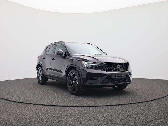 Volvo XC40 2.0 Black Edition Plus B4 Mild-Hybrid 197PS Automatik elektr. PanoDach R&uuml;ckf.Kamera PDC v+h ACC el.Heckklappe Harma/Kadon-Sound Klimaautomatik Sitzheizung Lenkradheizung Apple CarPlay Android Auto 20-LM 