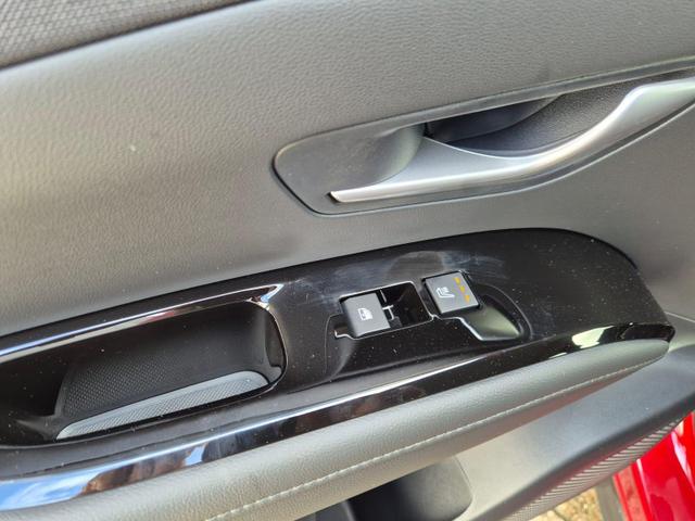Hyundai TUCSON Trend 1.6 T-GDI 150PS Automatik TZ 2026 Teil-Leder Sitzheizung v+h Lenkradheizung Klimaautomatik Navi Touchscreen DAB+ Apple CarPlay + Android Auto PDC R&uuml;ckf.-Kamera Matrix-LED-Scheinw. 