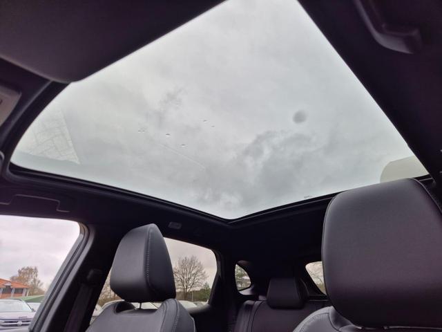 Nissan Qashqai 1.3 DIG-T MHEV 158 PS X-Tronic Tekna Voll-Leder Klimaautomatik PanoGlasdach Sitzheizung Lenkradheizung Navi Head-Up Display elektr. Heckklappe ACC PDC v+h 360&deg;Kamera DAB Bluetooth Touchscreen Apple CarPlay Android Auto 19"LM 