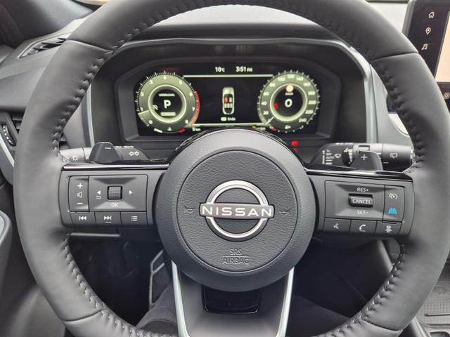 Nissan Qashqai 1.3 DIG-T MHEV 158 PS X-Tronic Tekna Voll-Leder Klimaautomatik PanoGlasdach Sitzheizung Lenkradheizung Navi Head-Up Display elektr. Heckklappe ACC PDC v+h 360&deg;Kamera DAB Bluetooth Touchscreen Apple CarPlay Android Auto 19"LM 