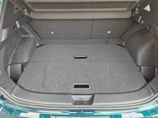 Nissan Qashqai 1.3 DIG-T MHEV 158 PS X-Tronic Tekna Voll-Leder Klimaautomatik PanoGlasdach Sitzheizung Lenkradheizung Navi Head-Up Display elektr. Heckklappe ACC PDC v+h 360&deg;Kamera DAB Bluetooth Touchscreen Apple CarPlay Android Auto 19"LM 