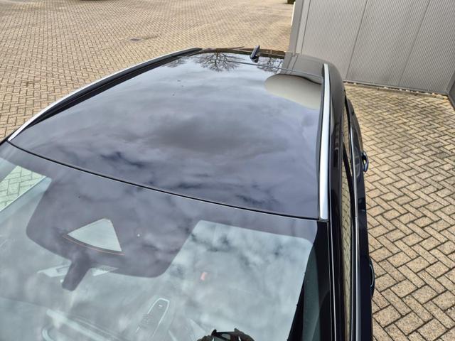 Nissan Qashqai 1.3 DIG-T MHEV 158 PS X-Tronic Tekna Premium Paket 20"LM Teil-Leder PanoGlasdach Klimaautomatik Sitzheizung Lenkradheizung Navi Head-Up Display elektr. Heckklappe ACC PDC v+h 360&deg;Kamera DAB Bluetooth Touchscreen Apple CarPlay Android Auto 