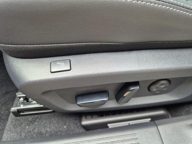 Nissan Qashqai 1.3 DIG-T MHEV 158 PS X-Tronic Tekna Premium Paket 20"LM Teil-Leder PanoGlasdach Klimaautomatik Sitzheizung Lenkradheizung Navi Head-Up Display elektr. Heckklappe ACC PDC v+h 360&deg;Kamera DAB Bluetooth Touchscreen Apple CarPlay Android Auto 